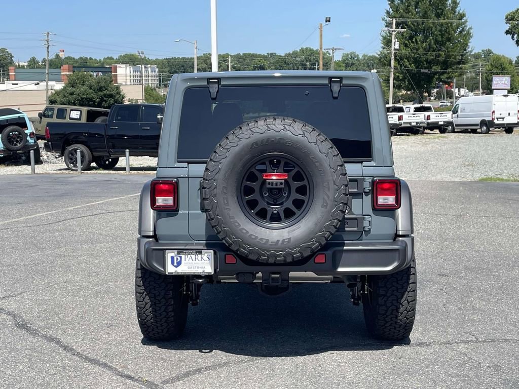 New 2025 Jeep Wrangler Unlimited Sport image 7