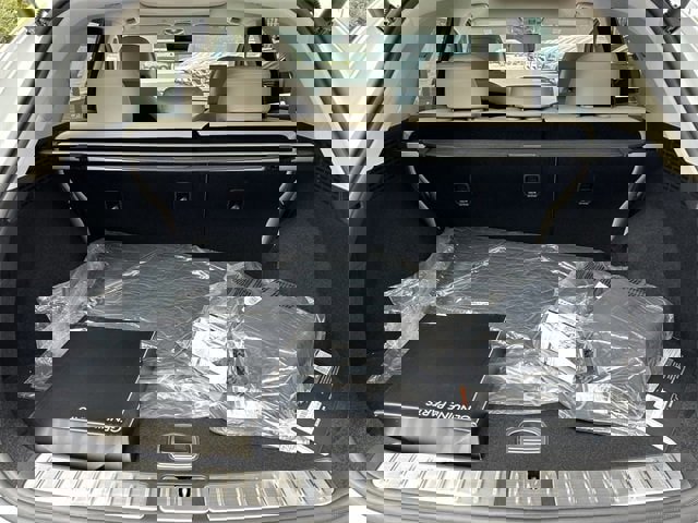 Used 2026 Genesis GV70 2.5T Advanced image 7