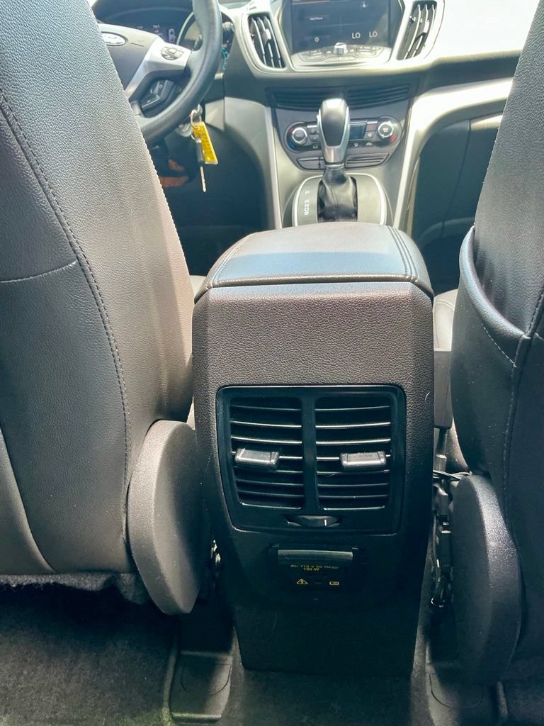Used 2014 Ford Escape SE w/ Equipment Group 201A FWD image 25