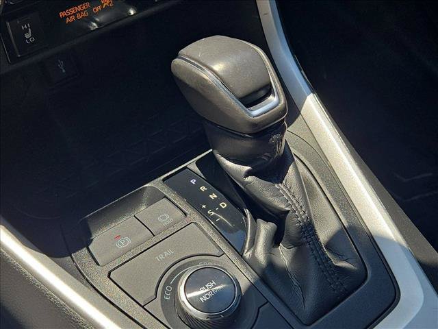 Used 2021 Toyota RAV4 XSE w/ XSE Grade Weather Package AWD/4WD image 12