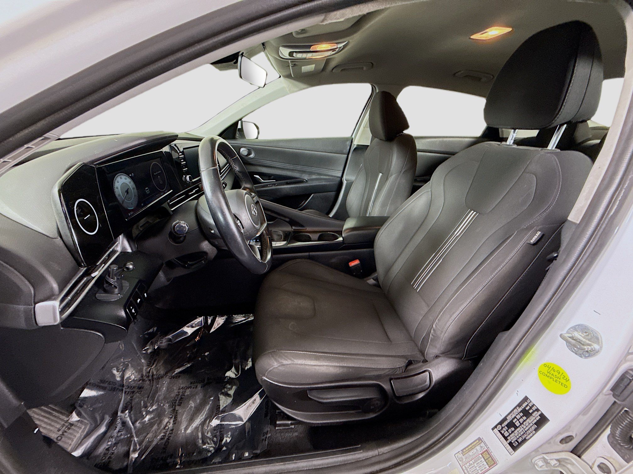Used 2022 Hyundai Elantra SEL w/ Convenience Package FWD image 22