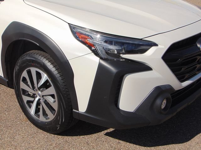 Used 2024 Subaru Outback Onyx Edition AWD/4WD image 2