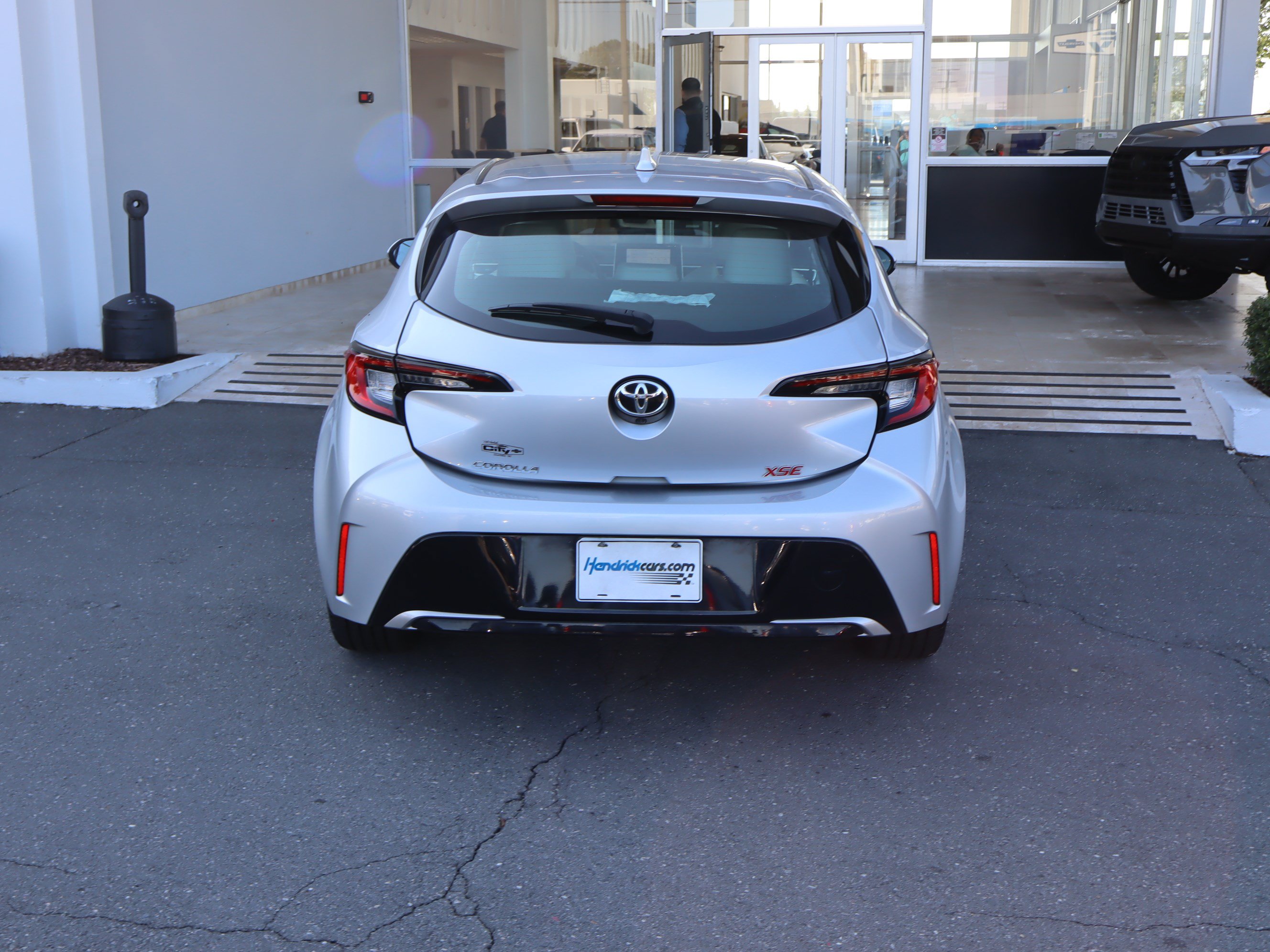 Used 2024 Toyota Corolla XSE FWD image 9