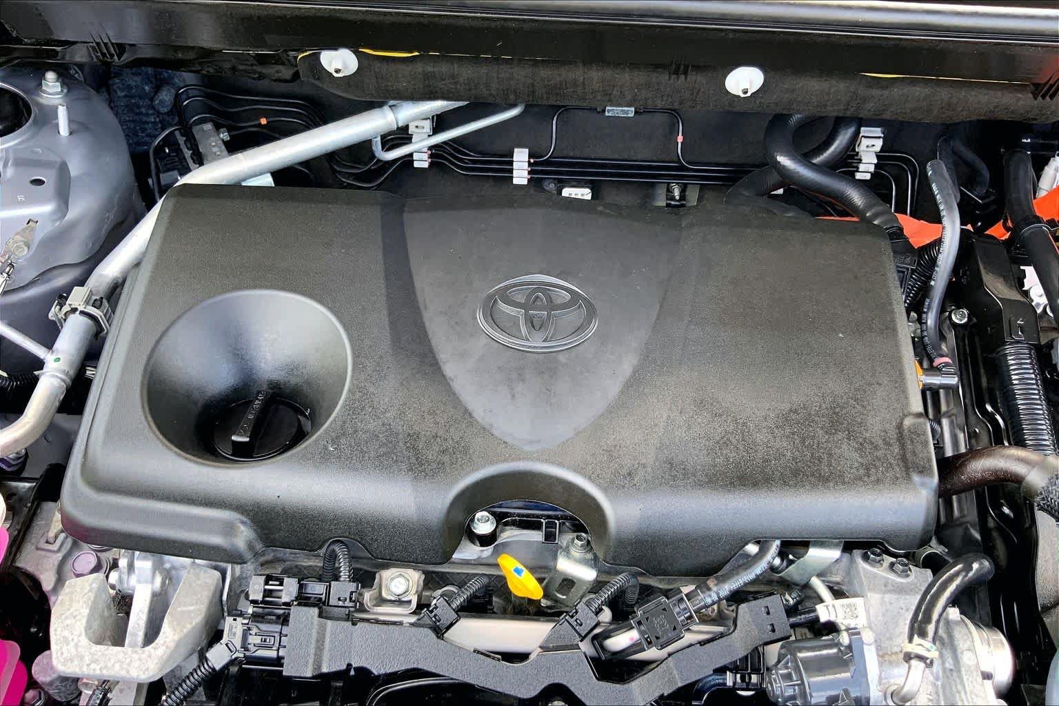Used 2023 Toyota RAV4 SE w/ Convenience Package AWD/4WD image 32