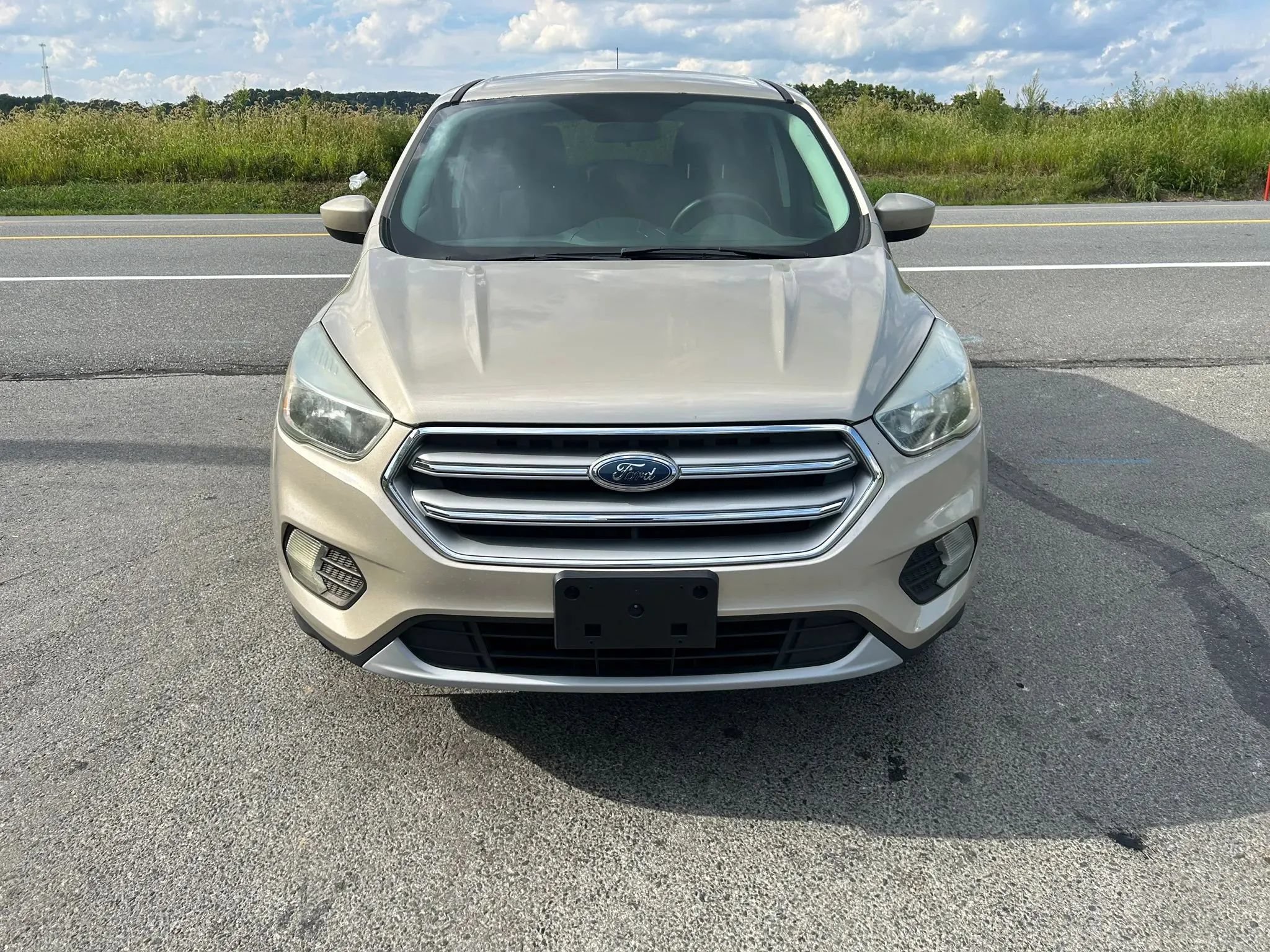 Used 2017 Ford Escape SE FWD image 4