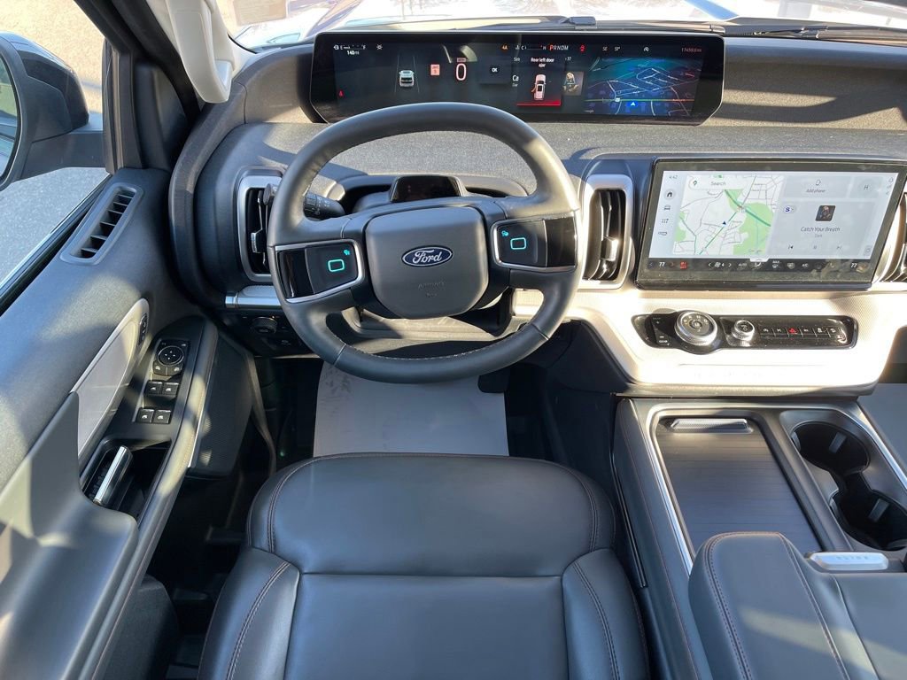 Used 2025 Ford Expedition Max Active image 6