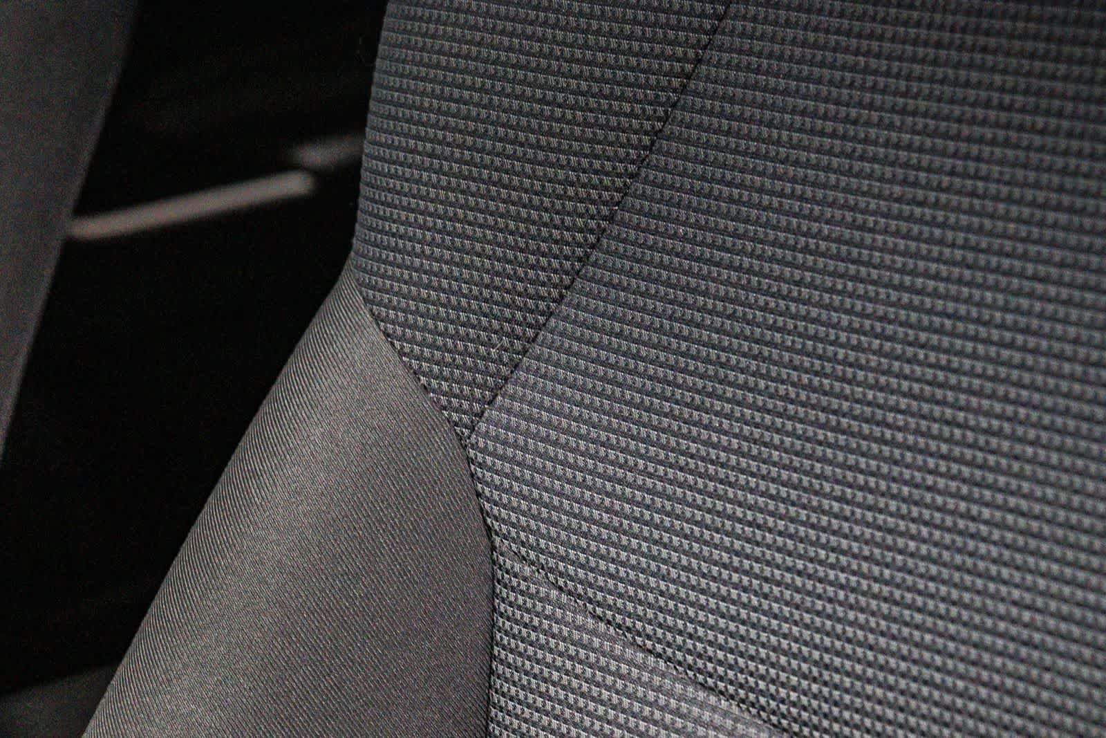 Certified 2025 Toyota RAV4 LE FWD image 25