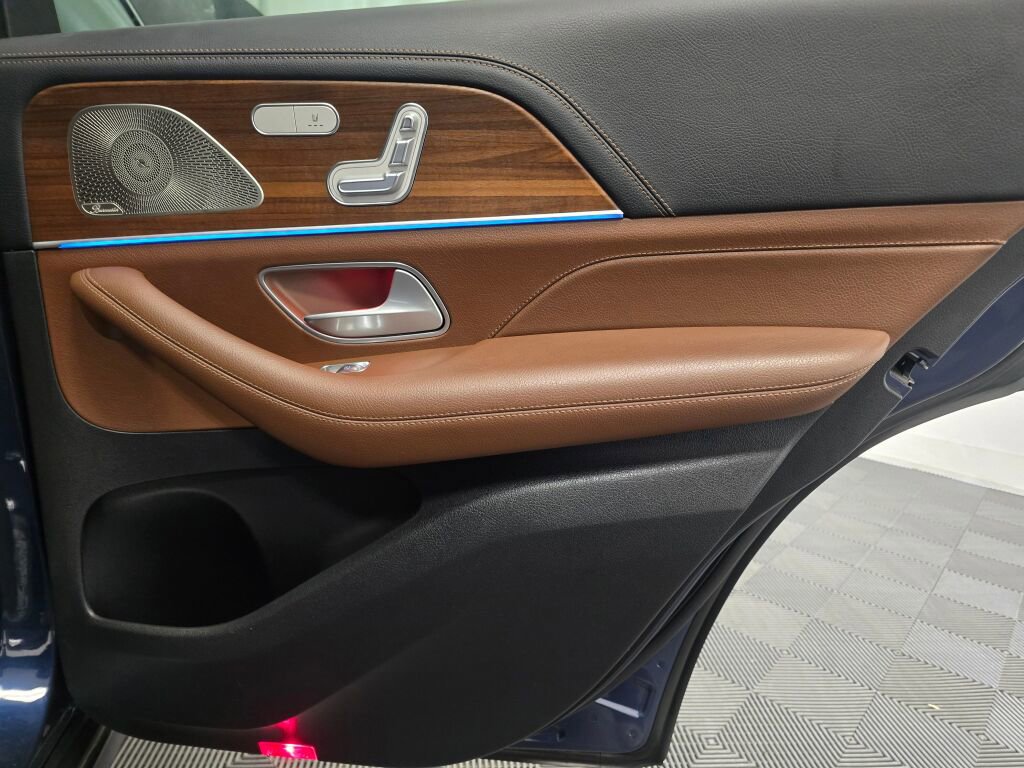 Used 2024 Mercedes-Benz GLE 350 GLE 350 w/ 3rd Row Seat Package image 25