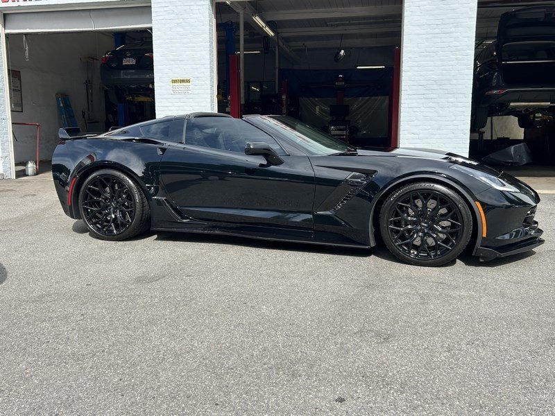 Used 2018 Chevrolet Corvette Z06 RWD image 15