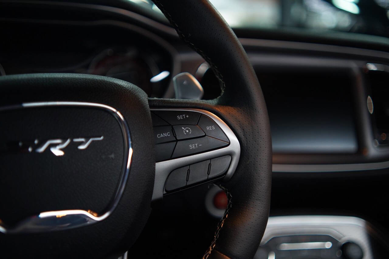 Used 2015 Dodge Challenger SRT Hellcat image 69