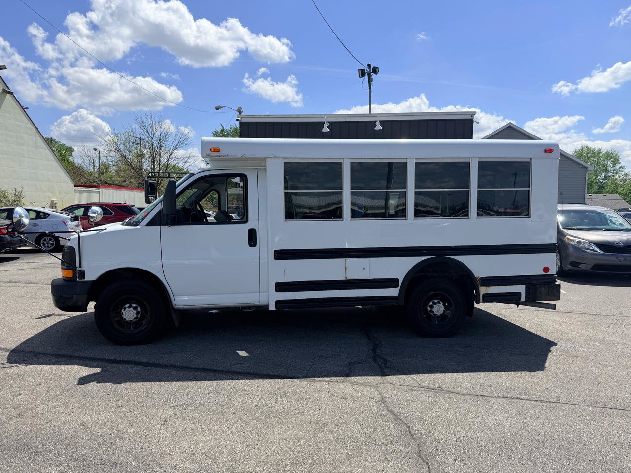 Used 2006 Chevrolet Express 3500 w/ School Bus Package RWD image 12