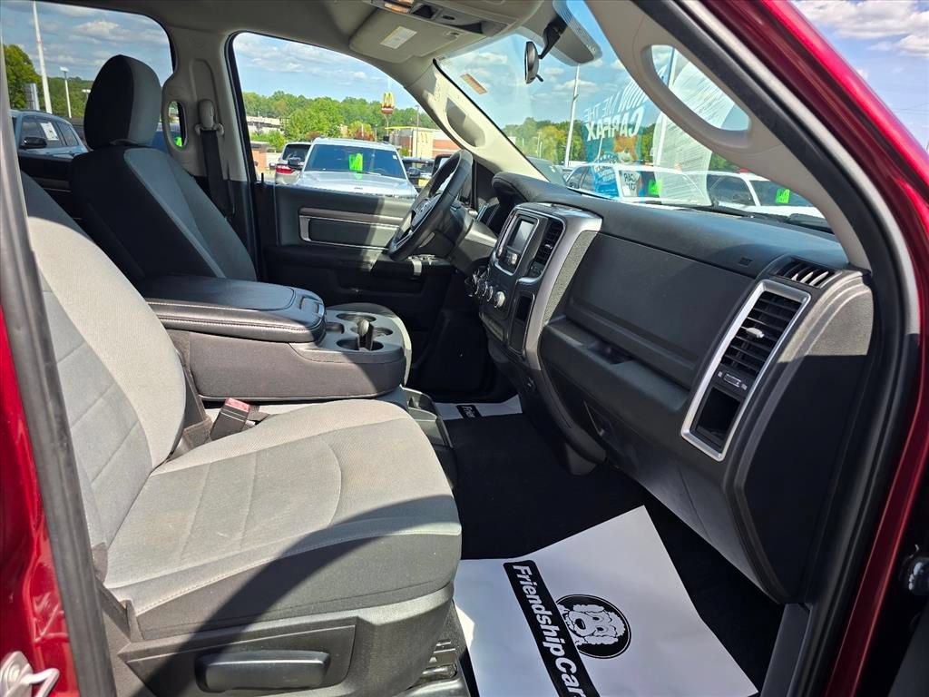 Used 2021 RAM 1500 Classic SLT AWD/4WD image 12