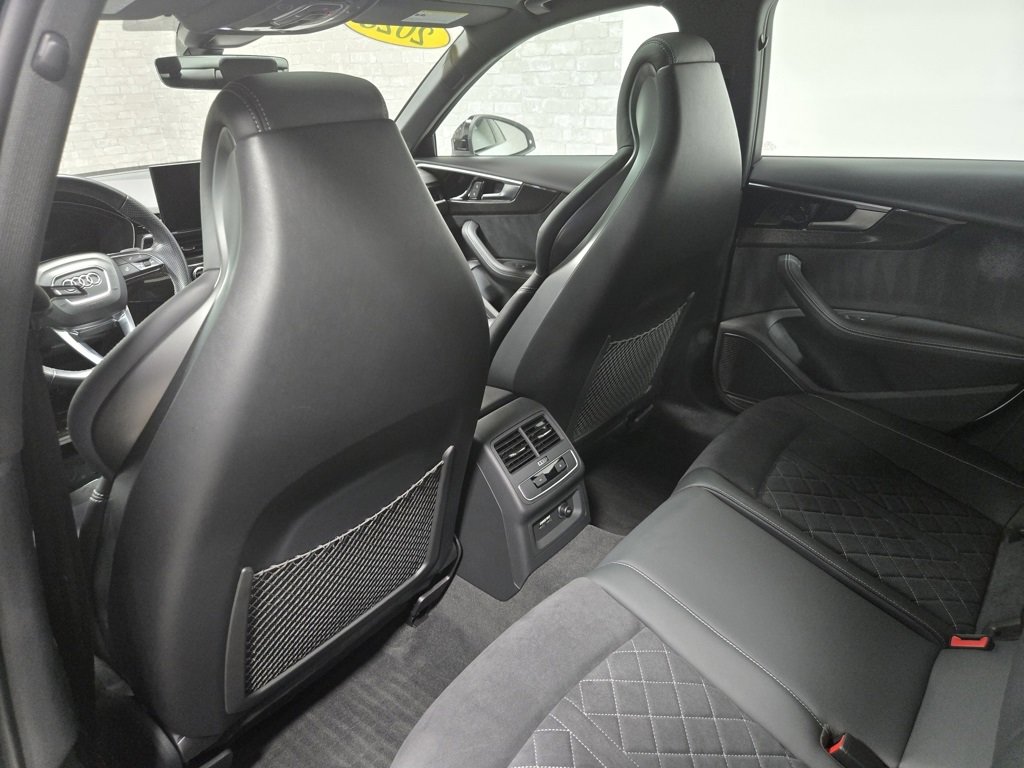 Used 2023 Audi S4 Premium Plus w/ Premium Plus Package image 35