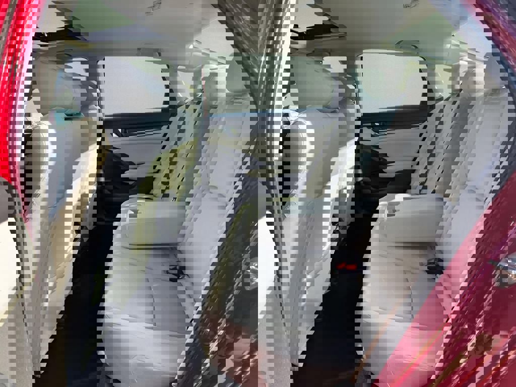 Used 2019 Honda Accord EX image 13