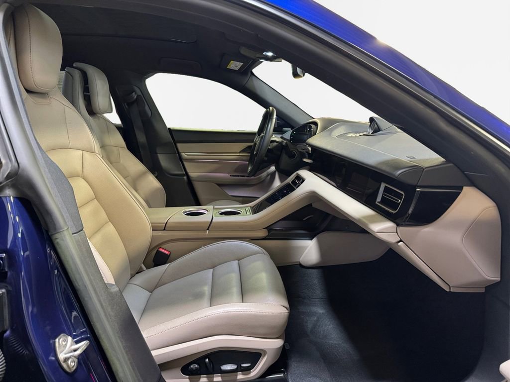 Used 2022 Porsche Taycan 4 Cross Turismo image 26