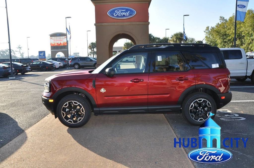 New 2025 Ford Bronco Sport Outer Banks w/ Outer Banks Tech Package+ image 2