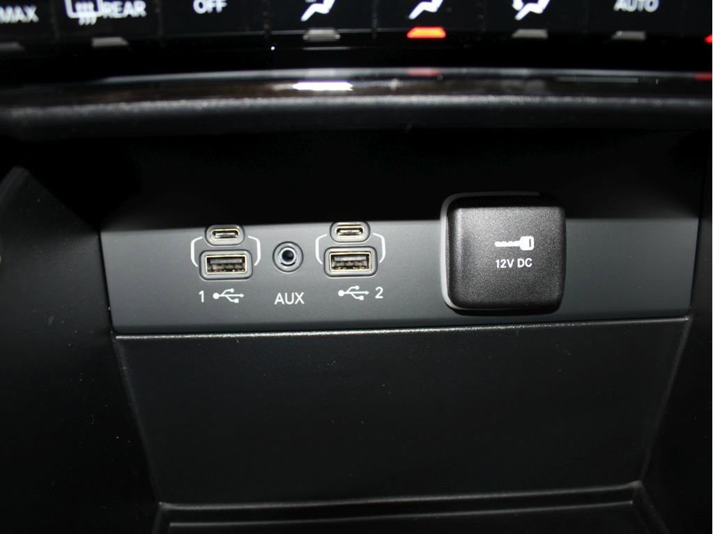 New 2025 Jeep Grand Cherokee Limited image 24