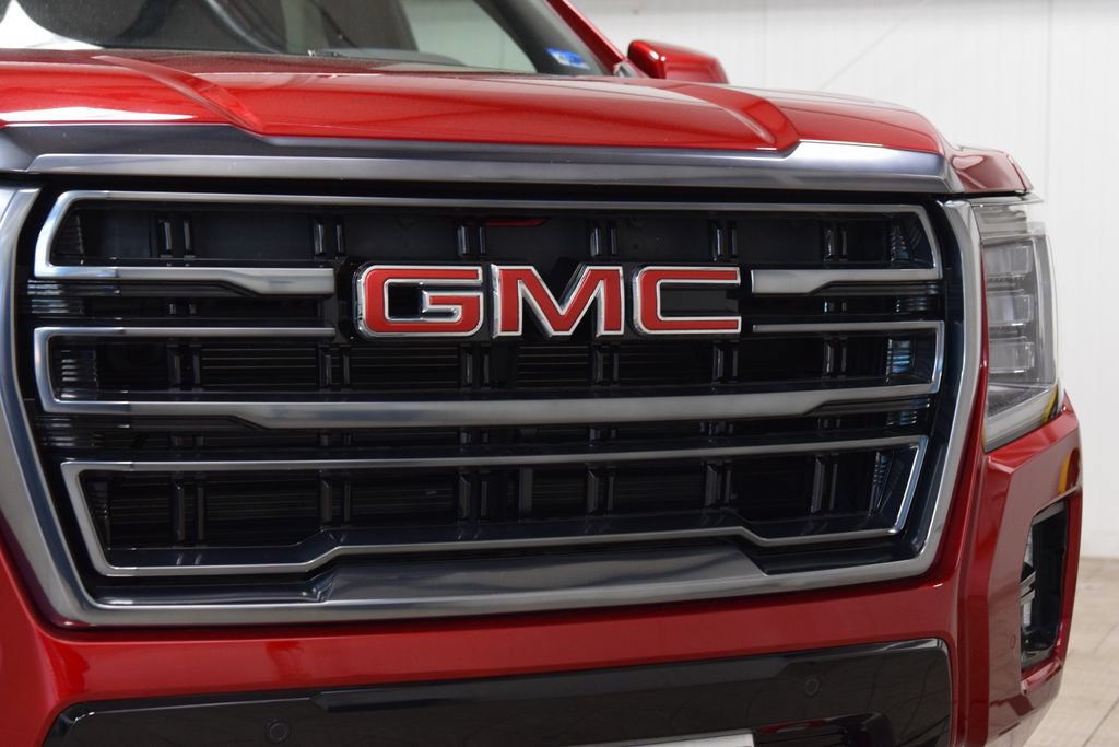 Used 2024 GMC Yukon AT4 AWD/4WD image 11