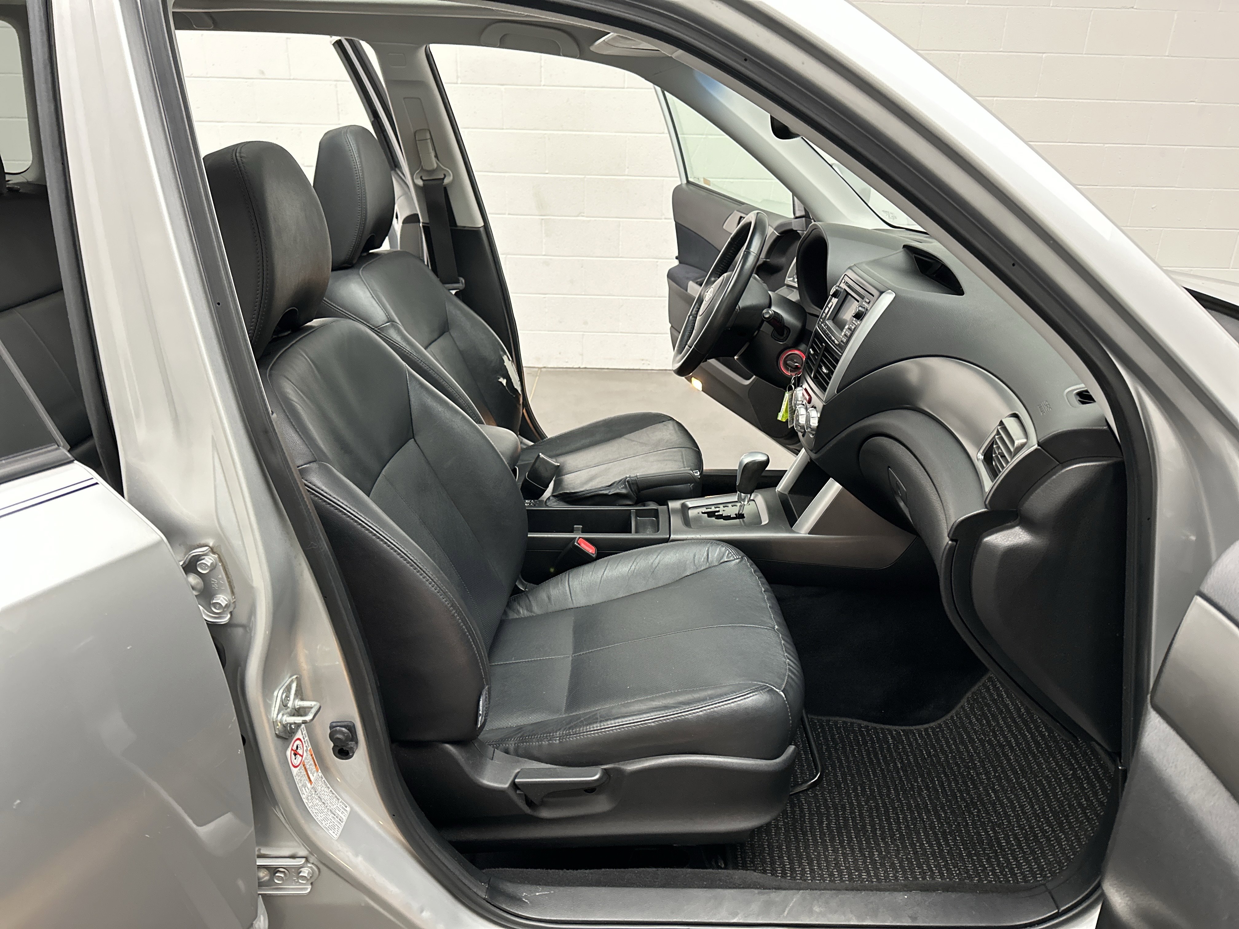 Used 2011 Subaru Forester 2.5X Limited w/ Popular Equipment Group 4B image 21