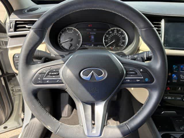 Used 2022 INFINITI QX50 Luxe FWD image 14
