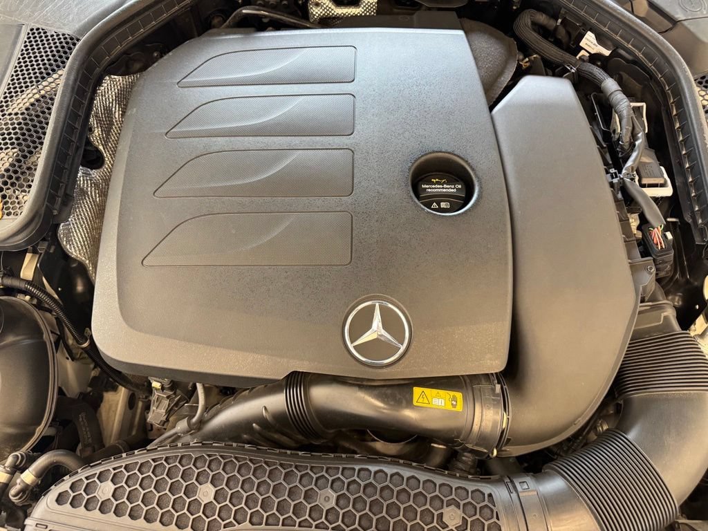 Used 2019 Mercedes-Benz C 300 Sedan image 10