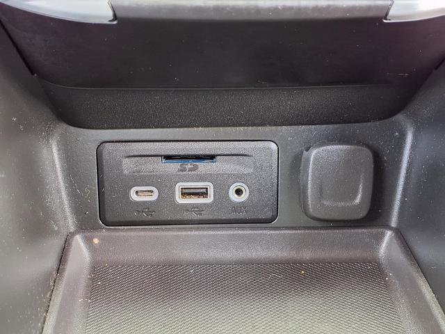 Used 2022 GMC Terrain SLT image 8