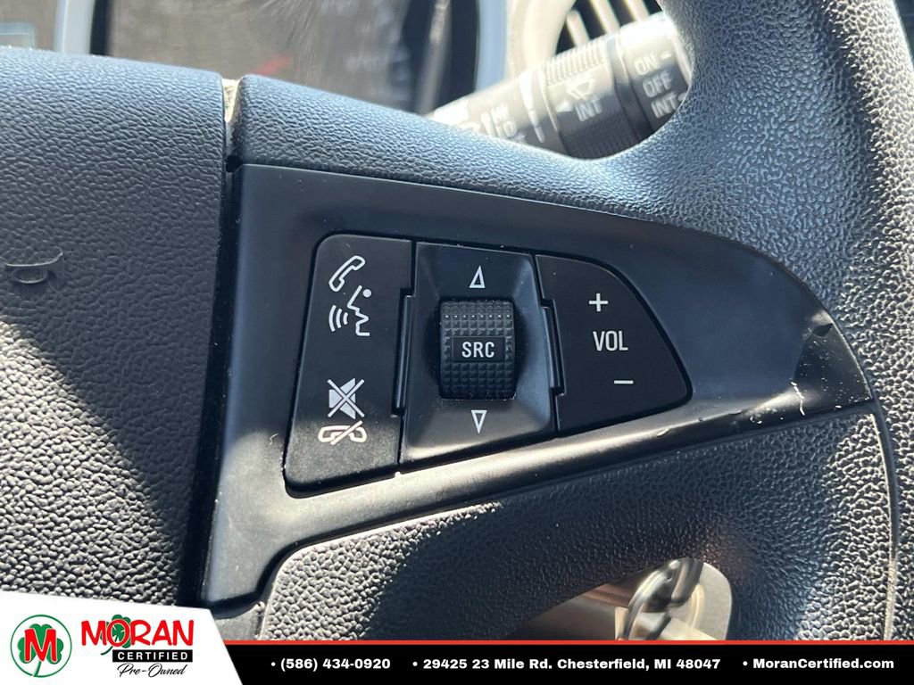 Used 2017 Chevrolet Equinox LS FWD image 24