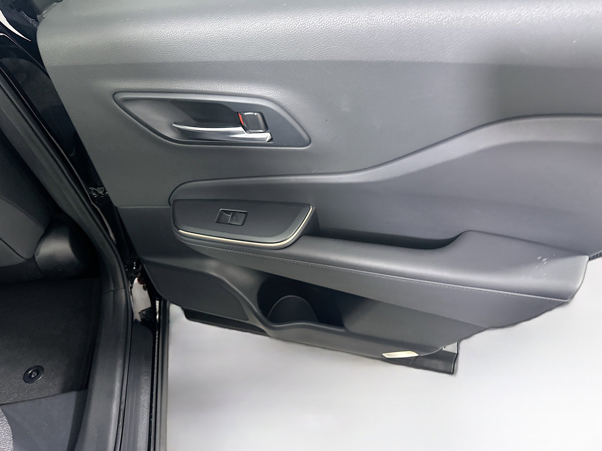 Used 2023 Toyota Crown XLE image 29