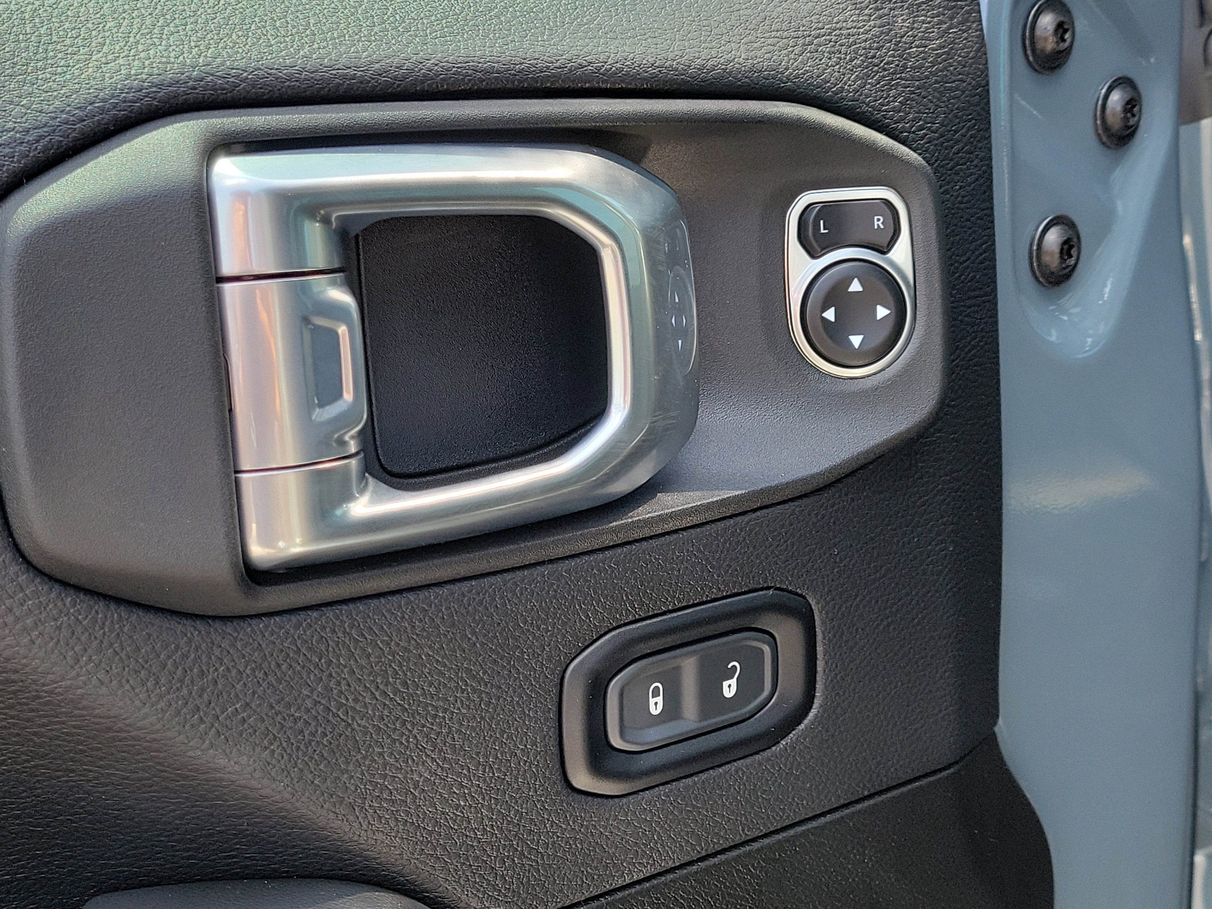 Used 2024 Jeep Wrangler Unlimited Rubicon 392 AWD/4WD image 20