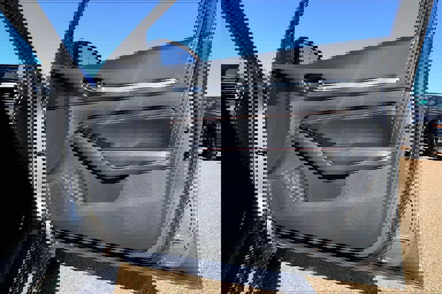 Used 2023 Nissan Altima 2.0 SR image 46