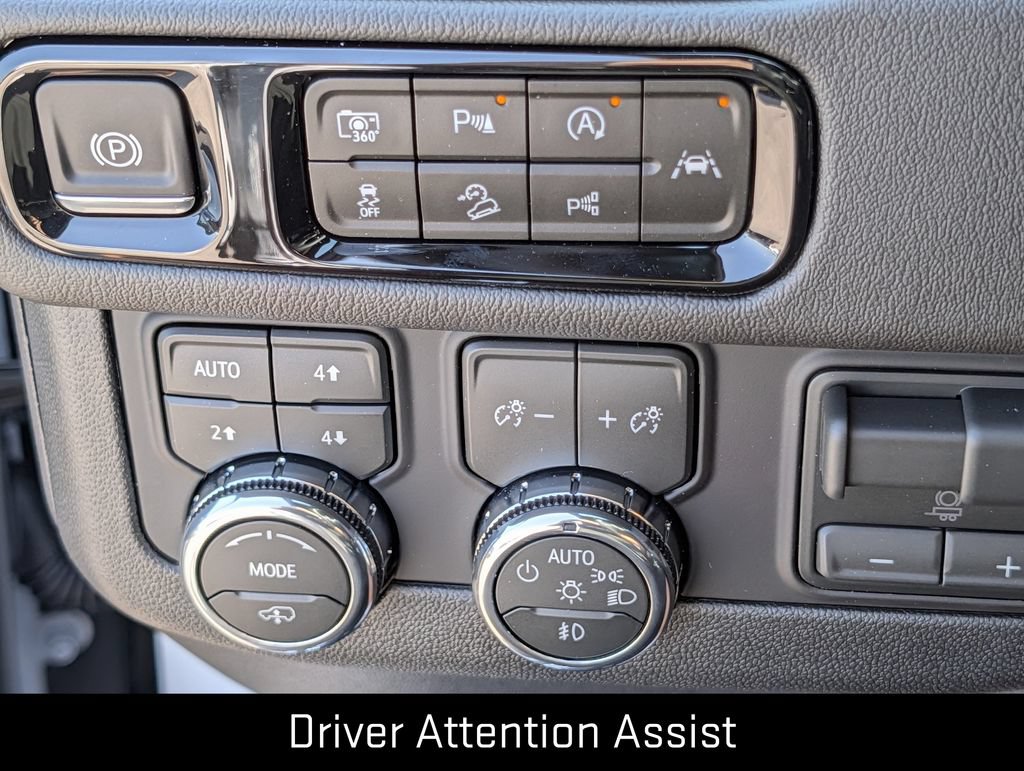 New 2026 GMC Yukon XL Denali w/ Denali Reserve Package AWD/4WD image 23