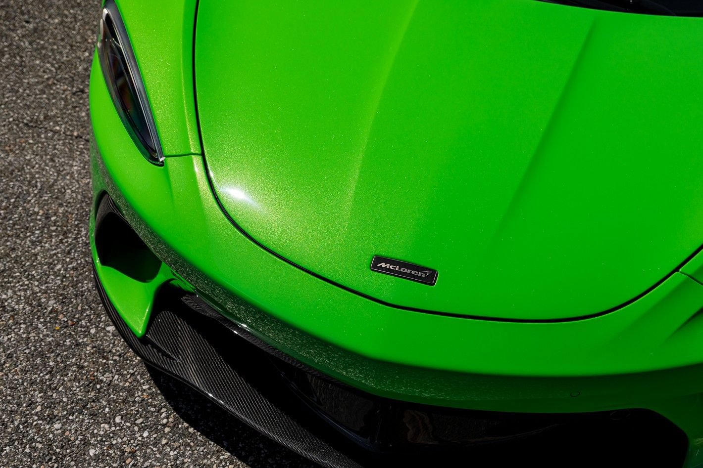 Used 2025 McLaren GTS RWD image 25