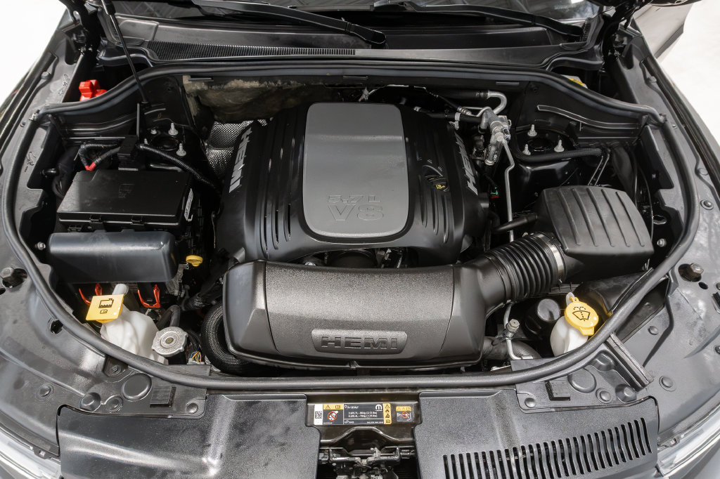 Used 2023 Dodge Durango R/T AWD/4WD image 3