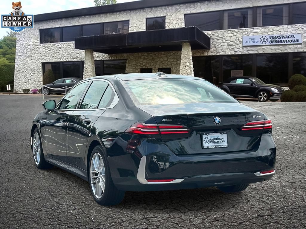 Used 2024 BMW 530i xDrive w/ Convenience Package AWD/4WD image 6