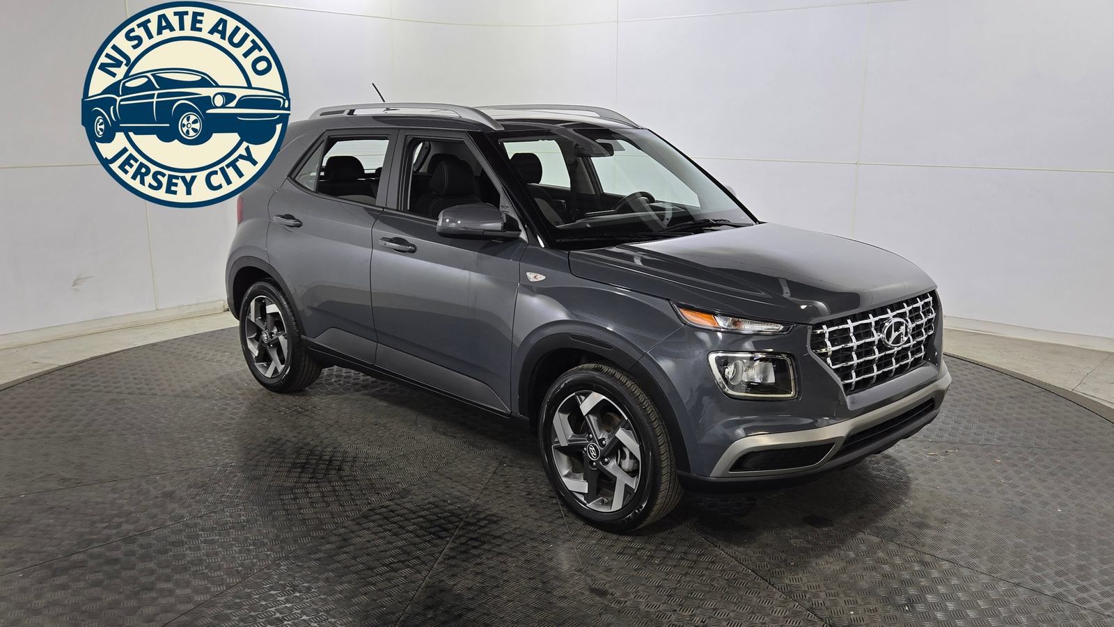 Used 2026 Hyundai Venue SEL FWD image 9