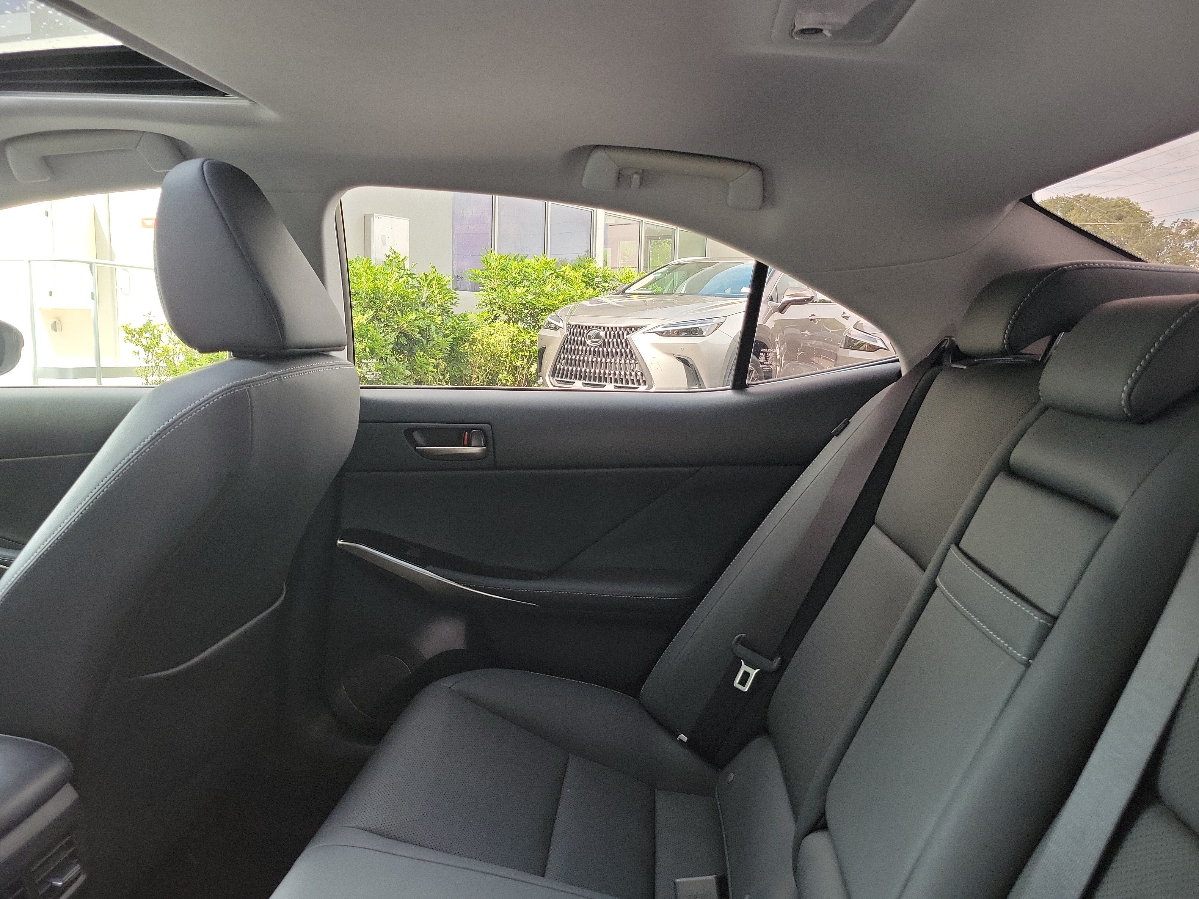 Used 2019 Lexus IS 300 w/ Premium Package RWD image 12