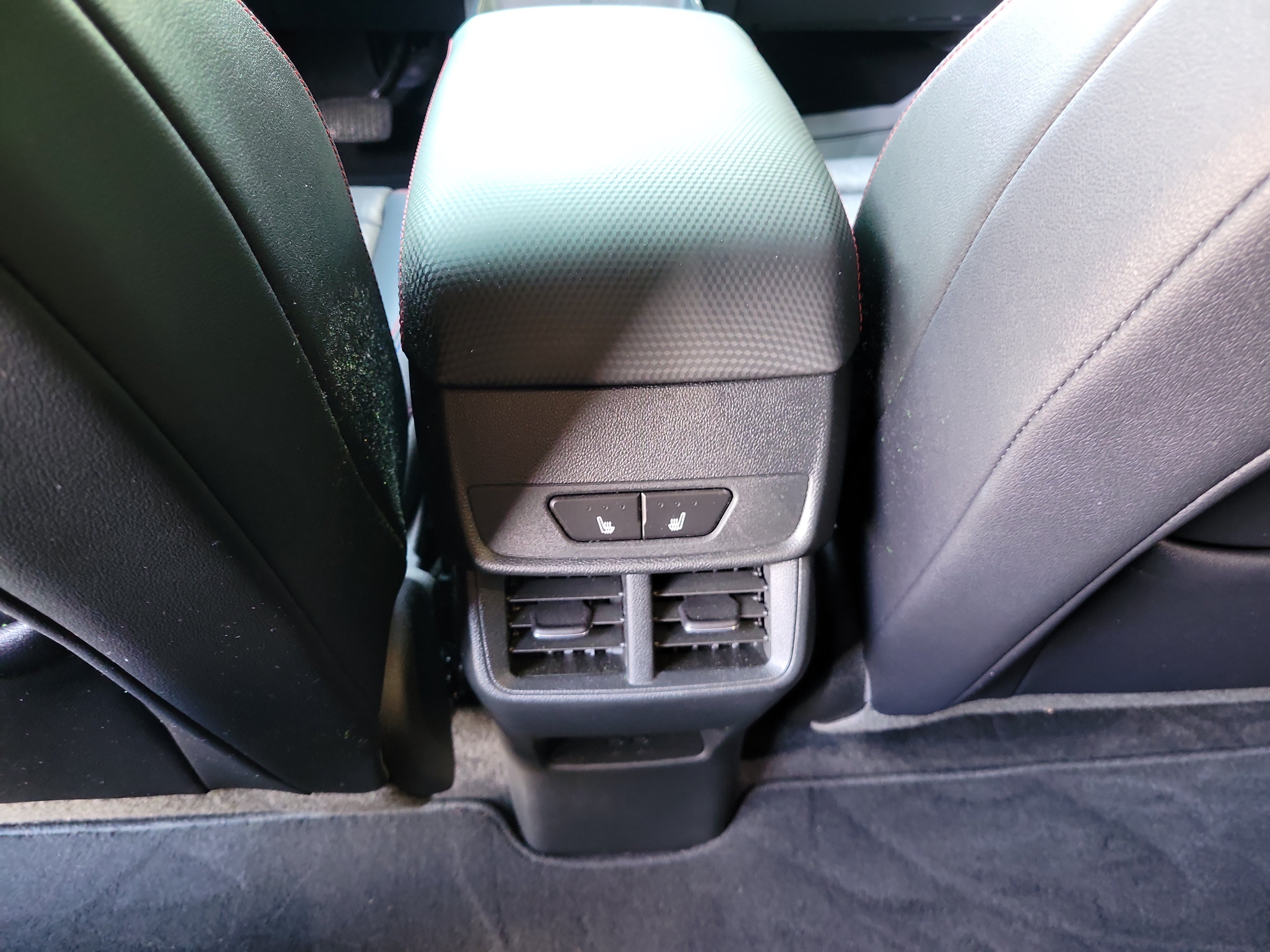 Used 2026 Chevrolet Equinox RS w/ Convenience Package III FWD image 11