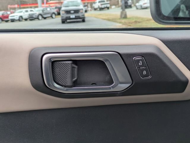 Used 2022 Ford Bronco Wildtrak image 13