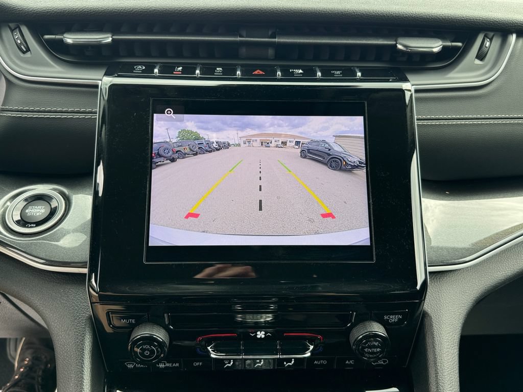 Used 2023 Jeep Grand Cherokee L Laredo w/ Trailer Tow Group (B) AWD/4WD image 18