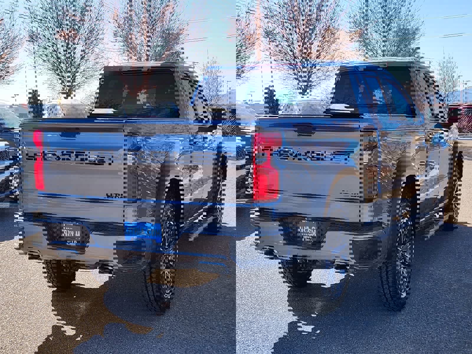 Used 2020 Chevrolet Silverado 1500 Custom w/ Custom Value Package image 12