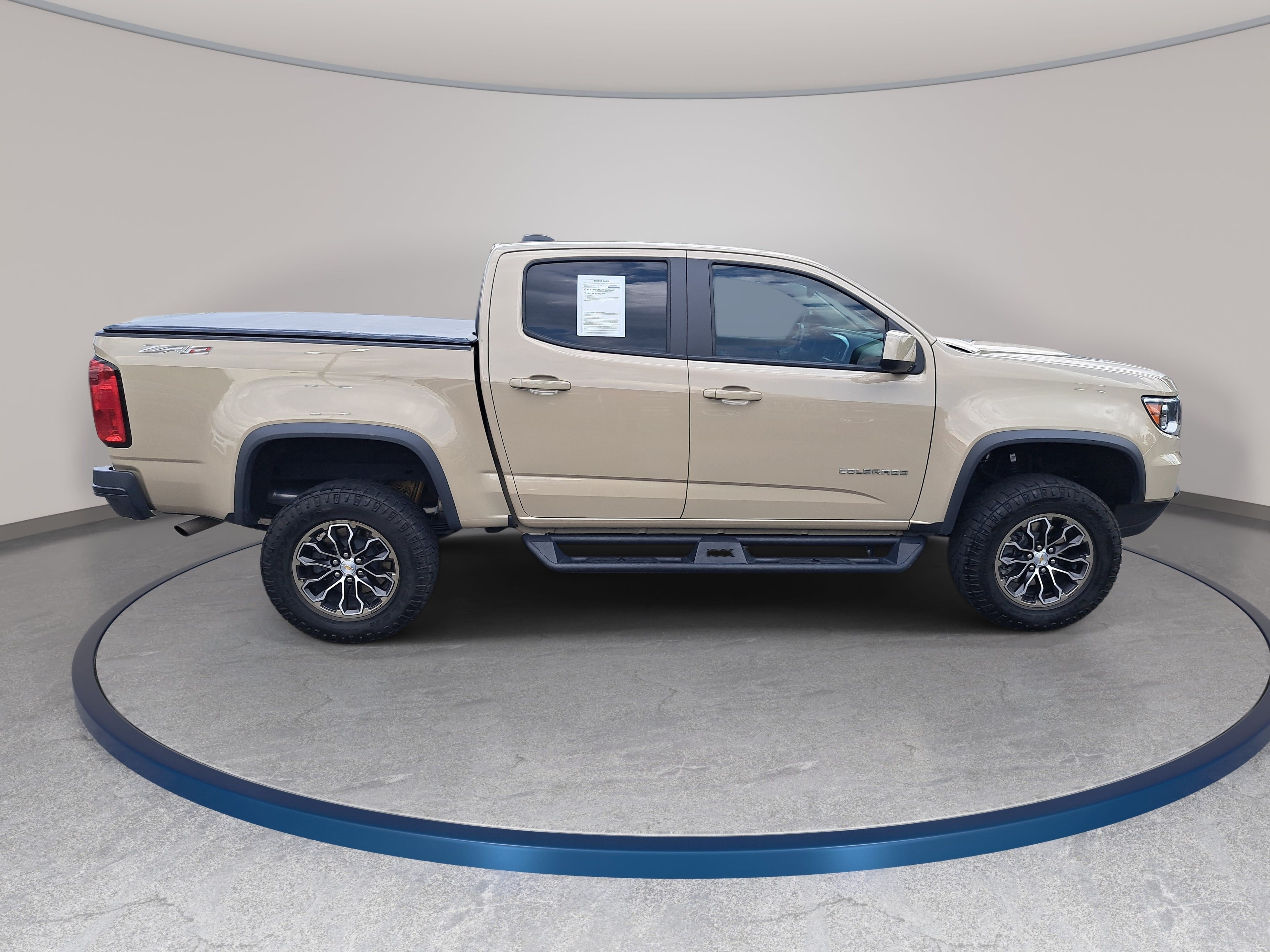 Used 2022 Chevrolet Colorado ZR2 AWD/4WD image 4