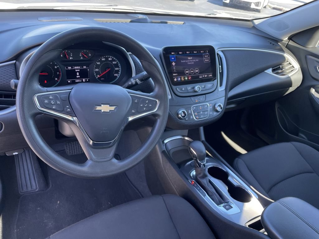 Used 2023 Chevrolet Malibu LT FWD image 10