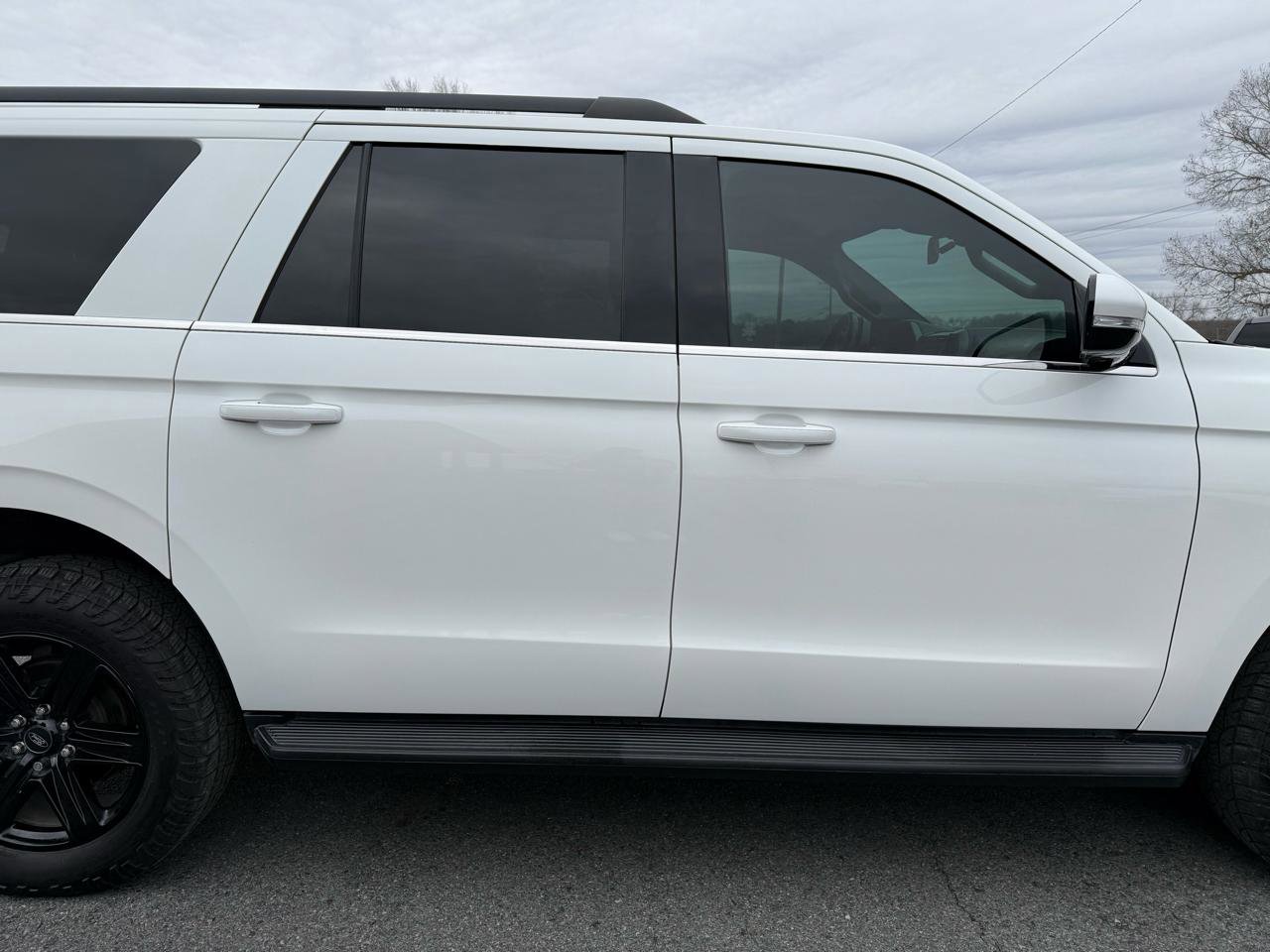 Used 2020 Ford Expedition Max XLT w/ Equipment Group 201A RWD image 41