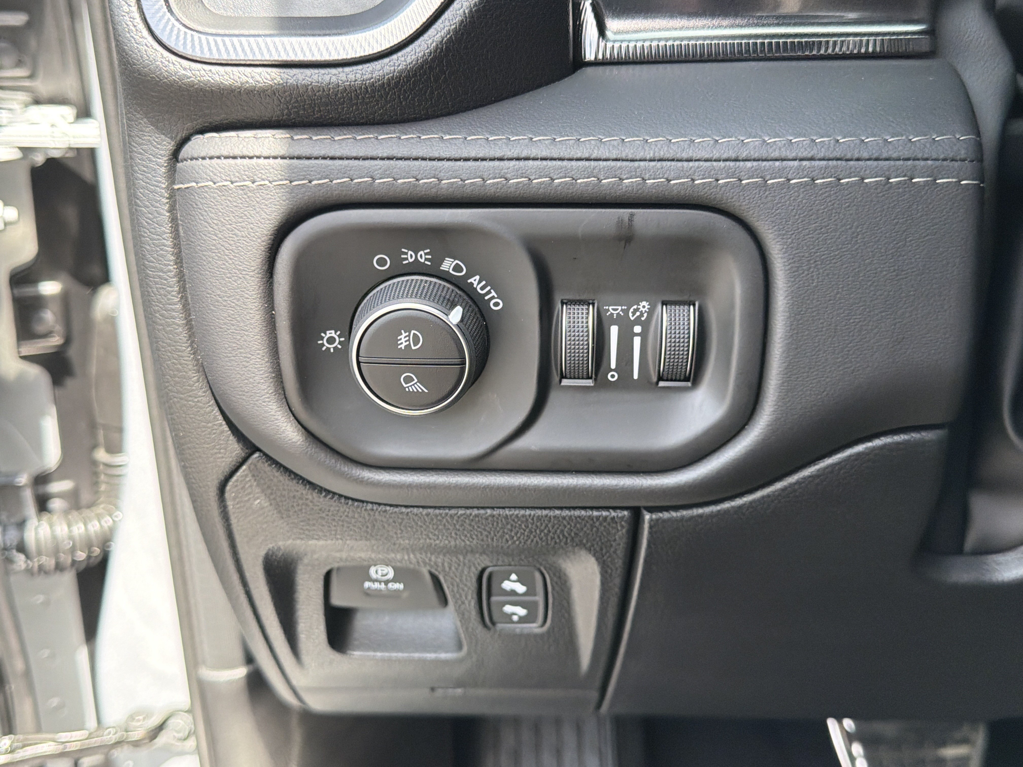 New 2026 RAM 1500 RHO w/ RHO Level 1 Equipment Group AWD/4WD image 37