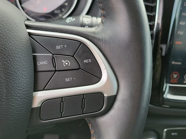 Used 2018 Jeep Compass Limited AWD/4WD image 12