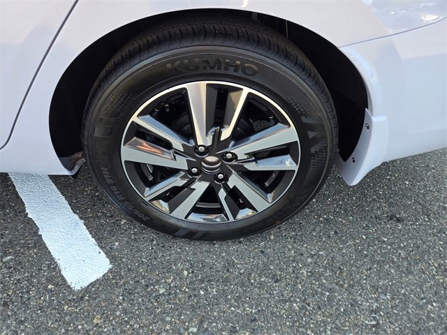 New 2025 Nissan Versa SV w/ Trunk Package image 11