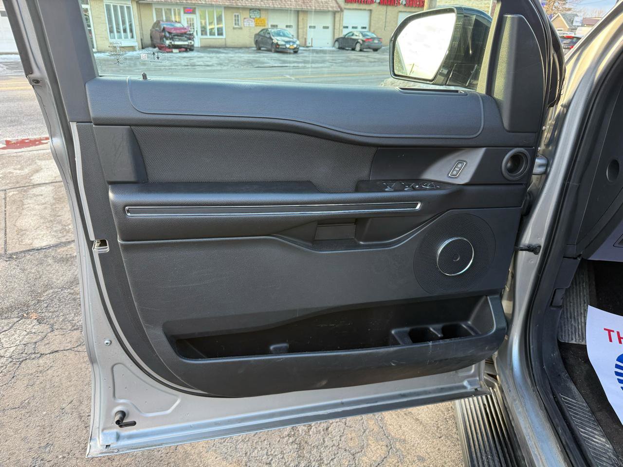 Used 2020 Ford Expedition XL AWD/4WD image 35