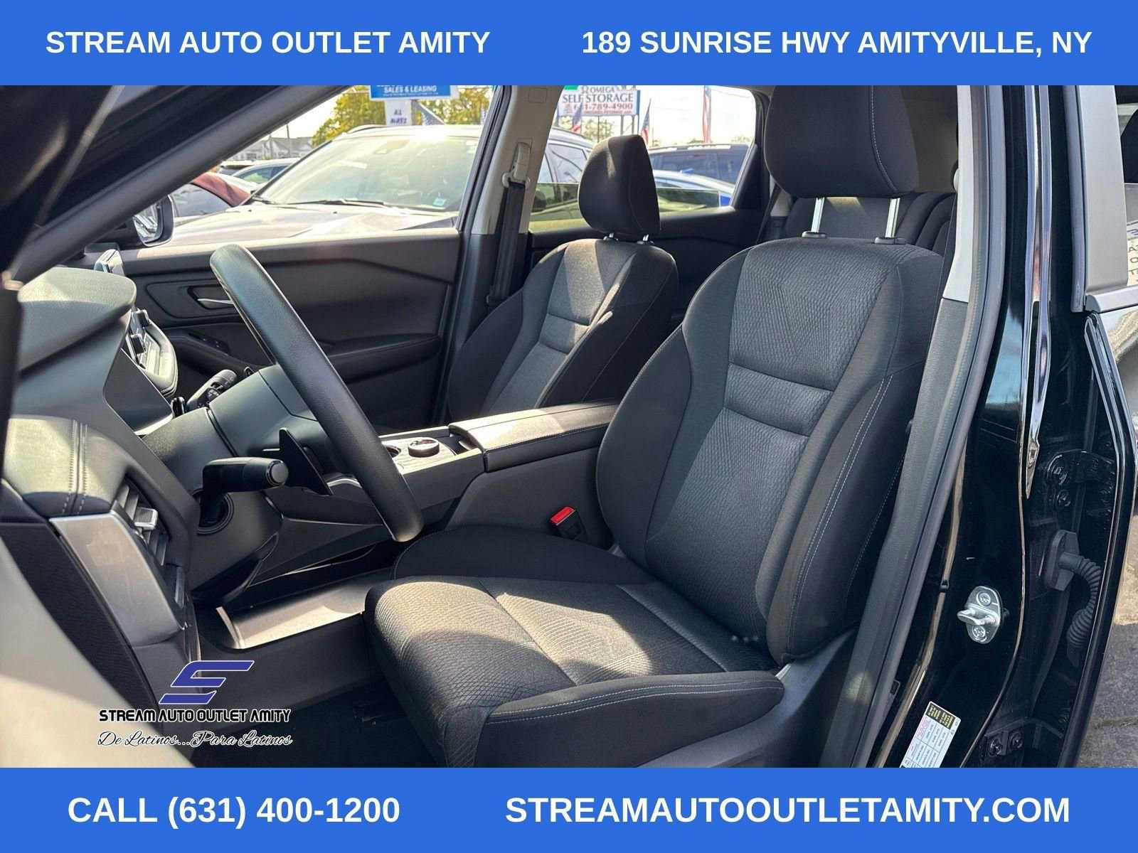 Used 2024 Nissan Rogue SV image 24