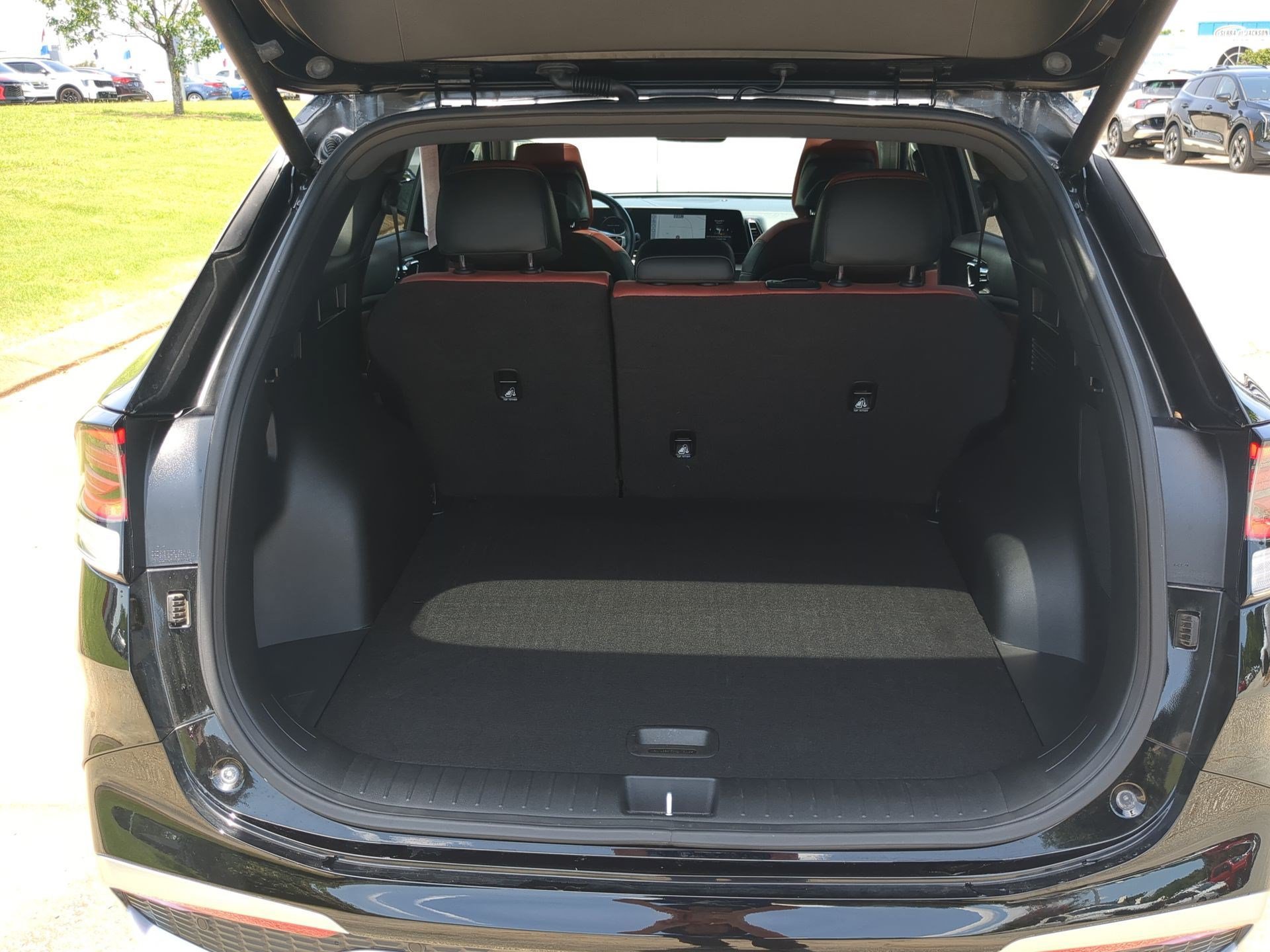 Certified 2024 Kia Sportage SX FWD image 23