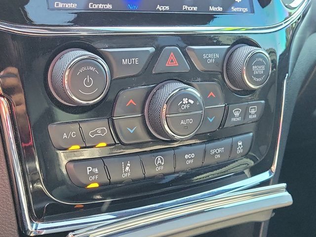 Used 2022 Jeep Grand Cherokee Laredo X RWD image 27